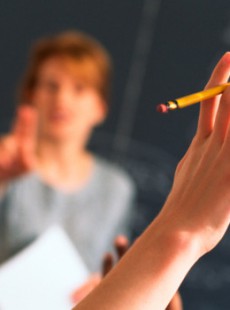 devoirs-stressants-favorisent-ils-prise-de-poids-chez-garcons-15042015201